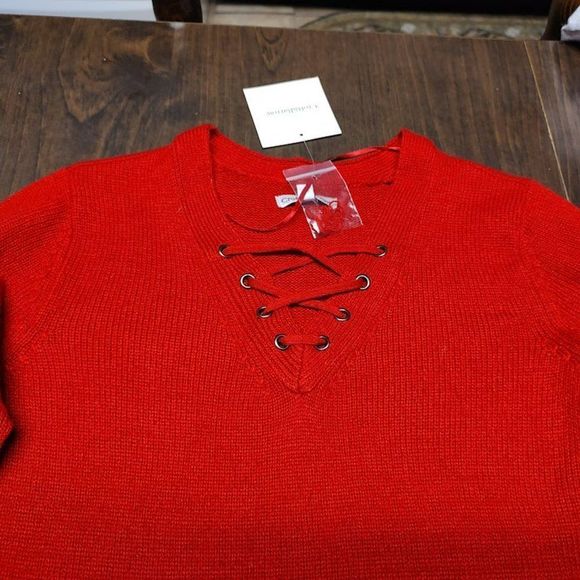 New Croft & Barrow Rowdy Red Sweater Size Women's Small - Picture 2 of 2